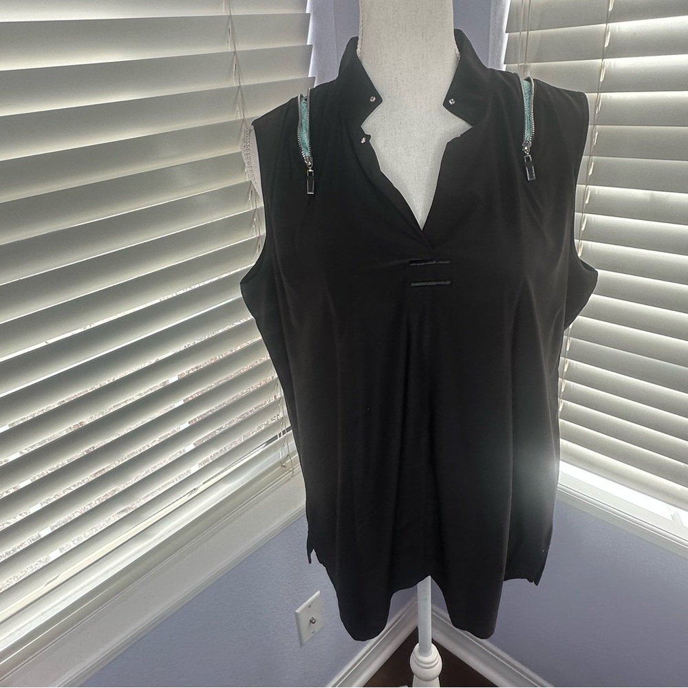 🔥 3 FOR $25 SALE 🔥 Jamie Sadock Black Sleeveless Blouse with Silver Accents